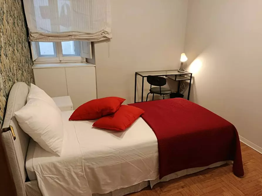 Immagine 8 di Camera in affitto  in Via di San Niccolò a Firenze