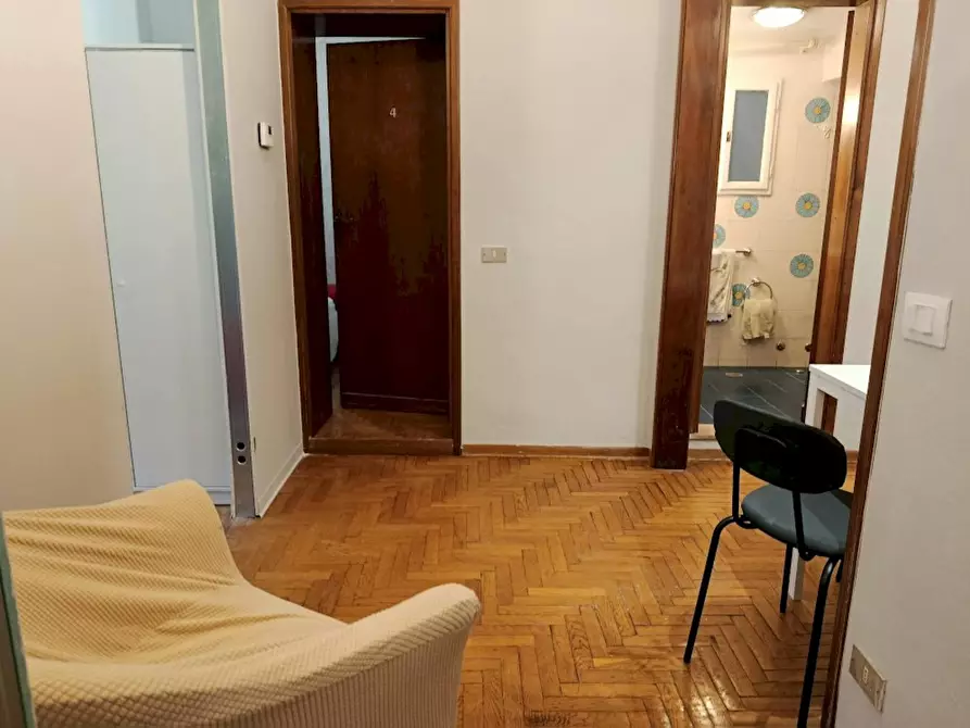 Immagine 5 di Camera in affitto  in Via di San Niccolò a Firenze