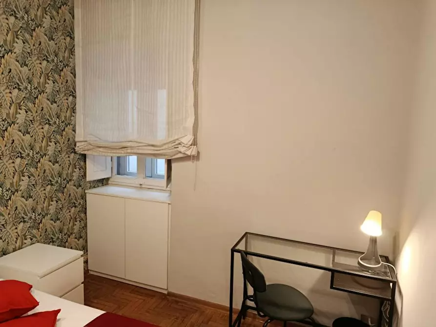 Immagine 10 di Camera in affitto  in Via di San Niccolò a Firenze