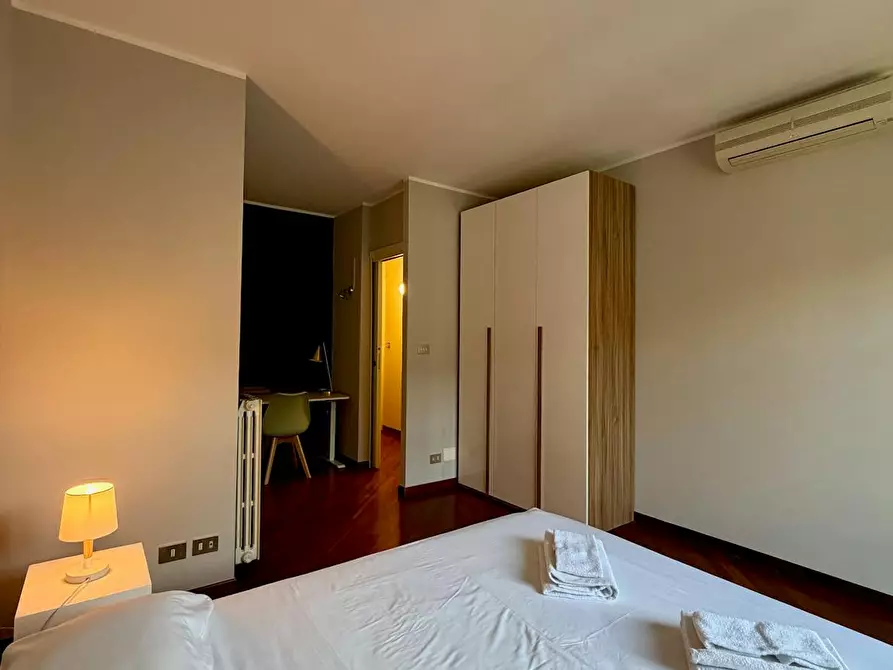 Immagine 5 di Appartamento in affitto  in Via Massena a Torino