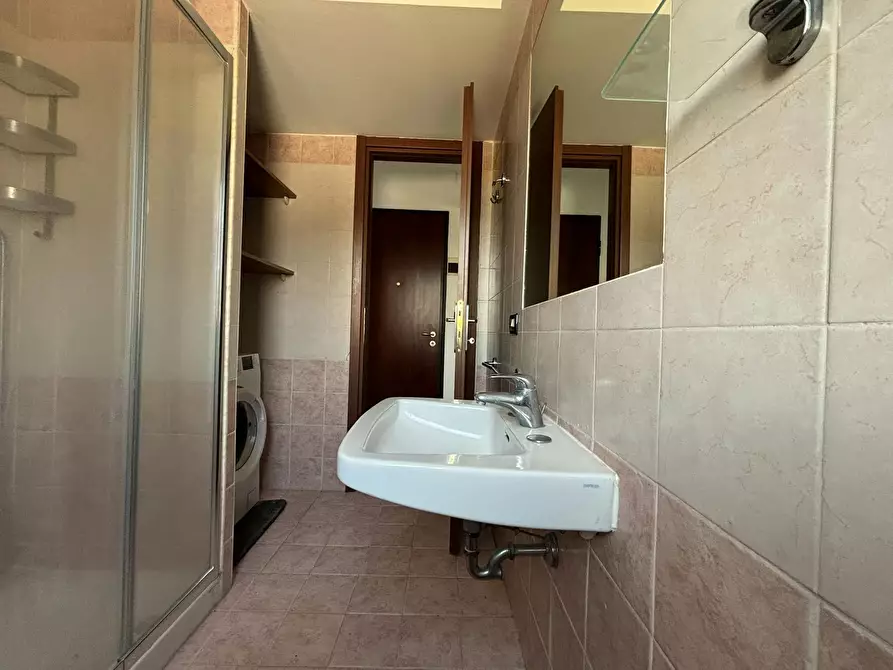 Immagine 10 di Appartamento in affitto  in Via Salvatore Pianell a Milano