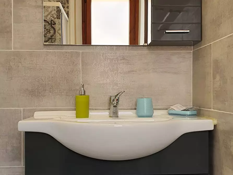 Immagine 5 di Camera in affitto  in Viale Fratelli Rosselli a Firenze