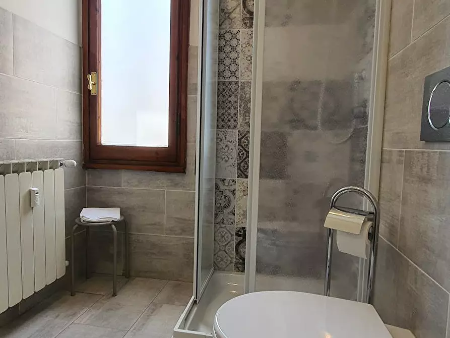 Immagine 6 di Camera in affitto  in Viale Fratelli Rosselli a Firenze