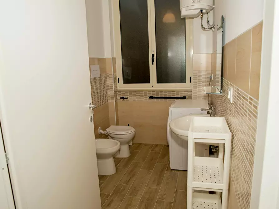 Immagine 10 di Camera in affitto  in Via Tirino a Pescara