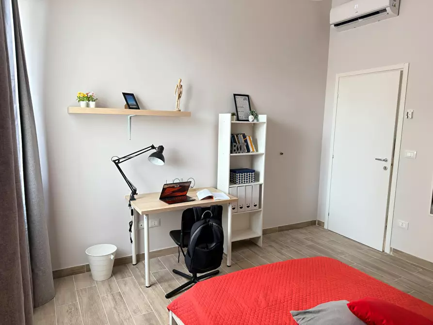 Immagine 3 di Camera in affitto  in Via Tirino a Pescara