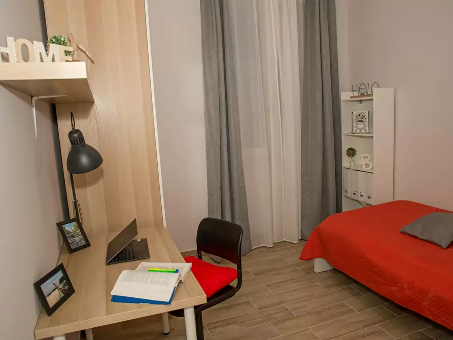 Immagine 10 di Camera in affitto  in Via Tirino a Pescara