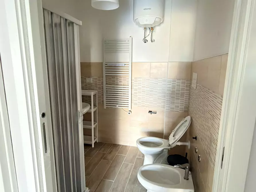 Immagine 9 di Camera in affitto  in Via Tirino a Pescara