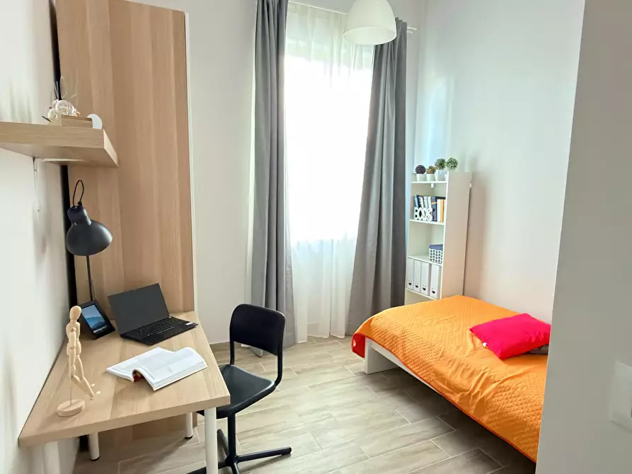 Immagine 1 di Camera in affitto  in Via Tirino a Pescara