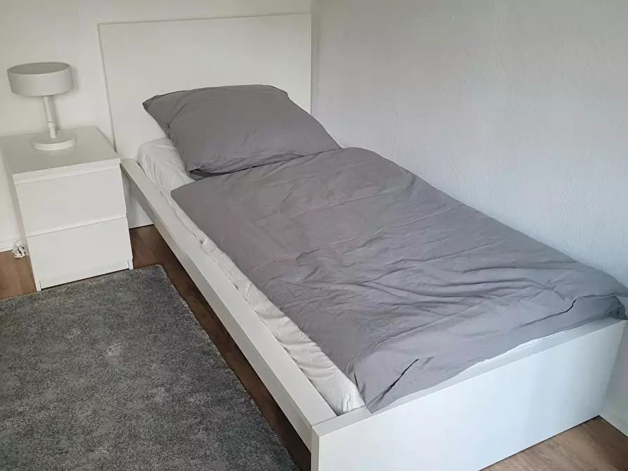 Immagine 3 di Camera in affitto  in Ettaler Straße a Berlin