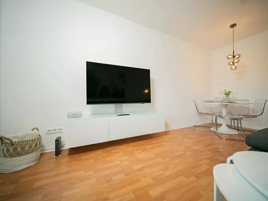 Immagine 7 di Appartamento in affitto  in Volmerswerther Straße a Düsseldorf