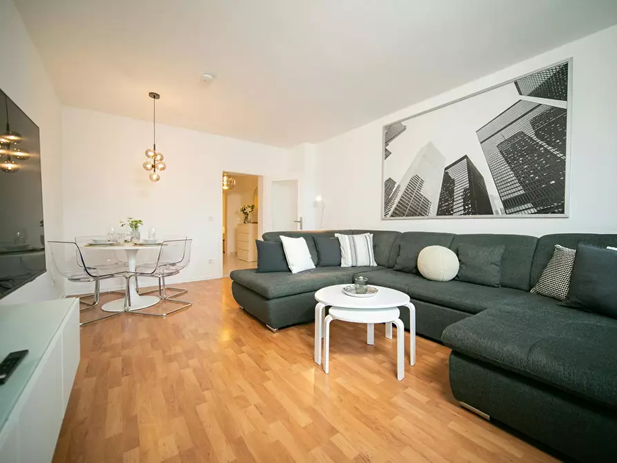 Immagine 6 di Appartamento in affitto  in Volmerswerther Straße a Düsseldorf