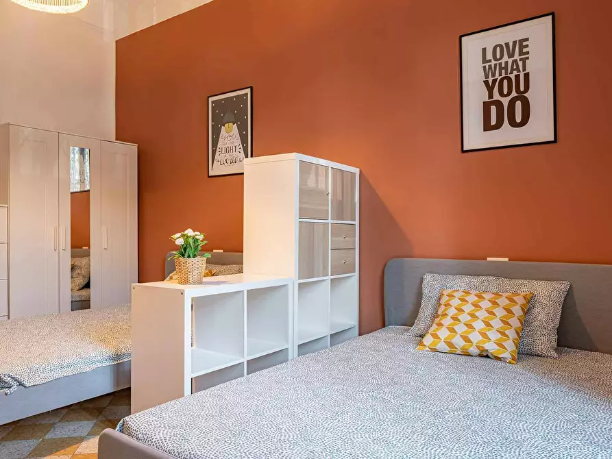 Immagine 1 di Camera condivisa in affitto  in Via Plinio a Milano