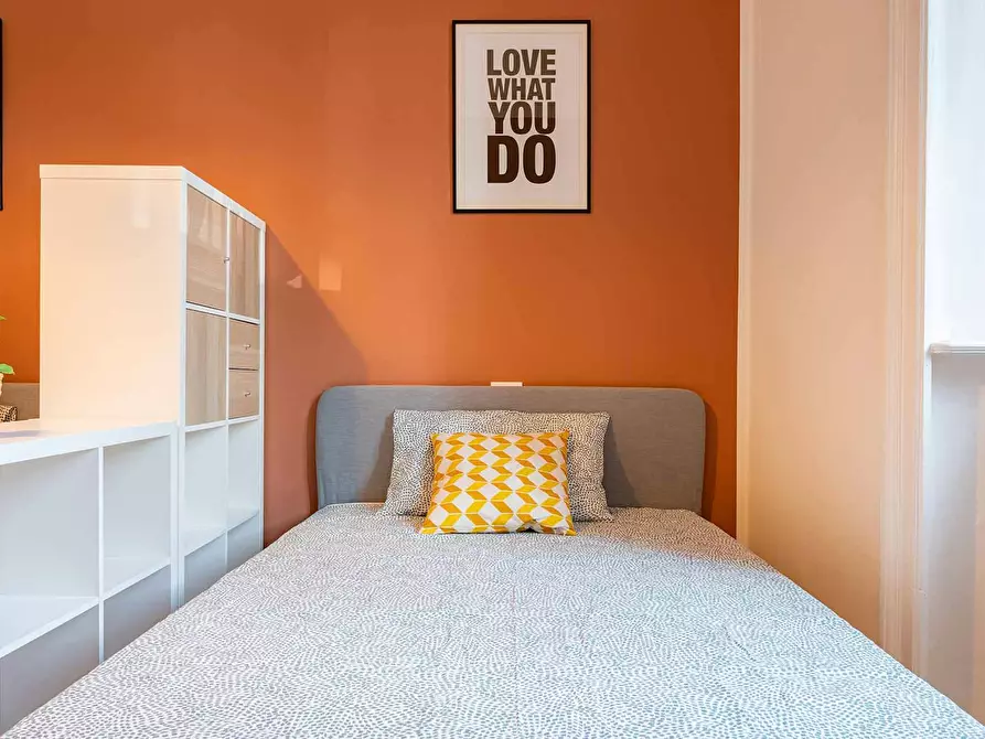 Immagine 8 di Camera condivisa in affitto  in Via Plinio a Milano