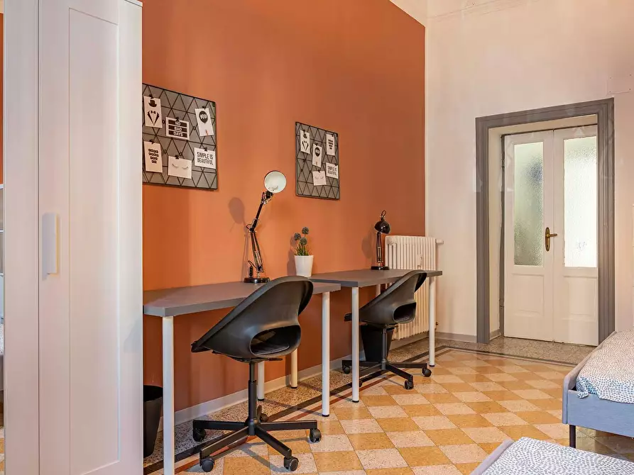 Immagine 4 di Camera condivisa in affitto  in Via Plinio a Milano