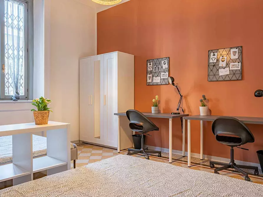 Immagine 3 di Camera condivisa in affitto  in Via Plinio a Milano