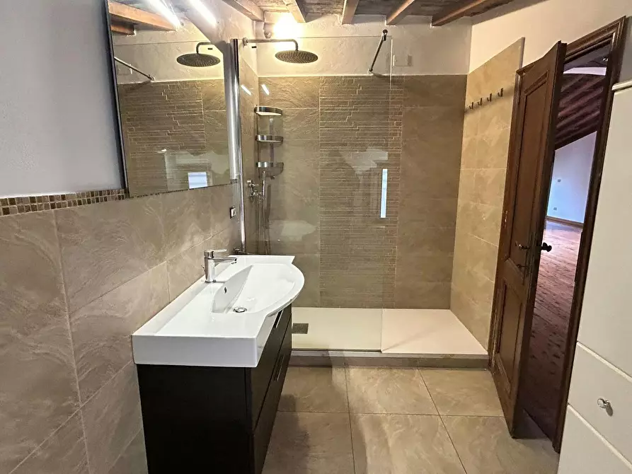 Immagine 5 di Appartamento in affitto  in Borgo Ognissanti a Firenze