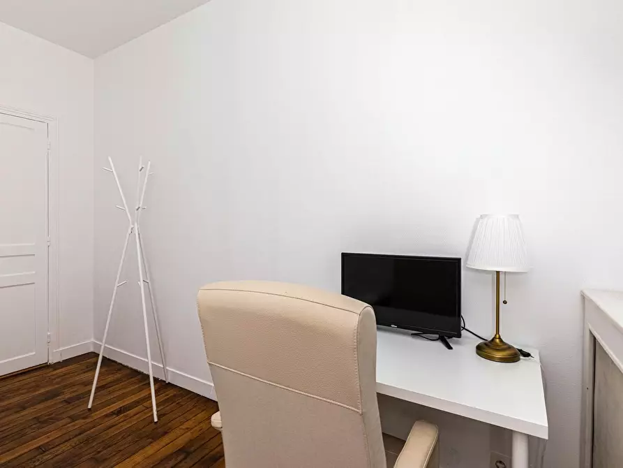 Immagine 4 di Appartamento in affitto  in Rue Firmin Gillot a Paris