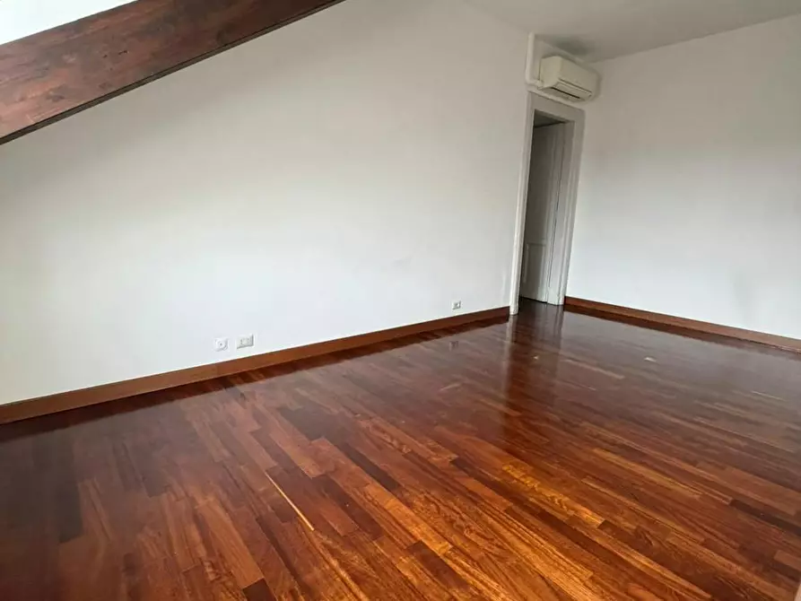 Immagine 4 di Appartamento in affitto  in Corso Vittorio Emanuele II a Torino