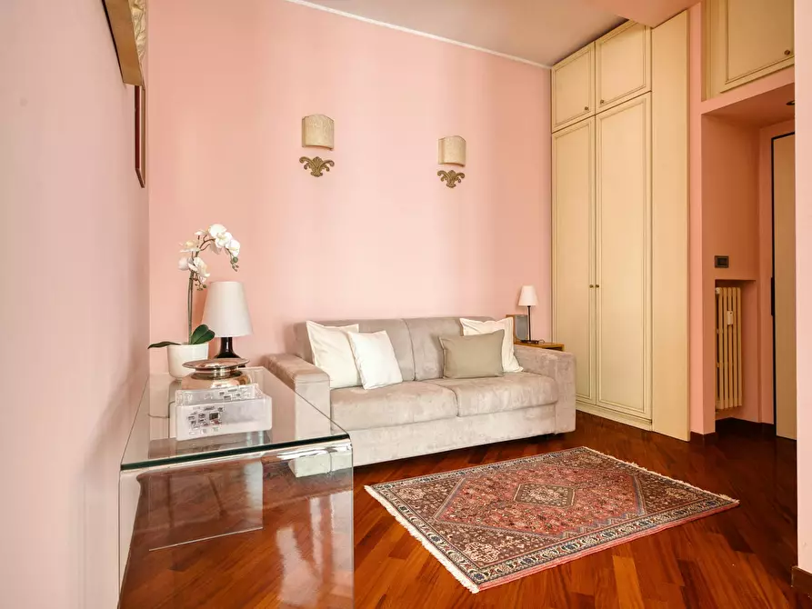 Immagine 9 di Appartamento in affitto  in Via San Marco a Milano