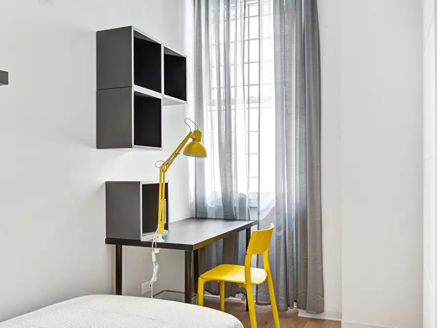 Immagine 3 di Camera in affitto  in Via Stromboli a Milano