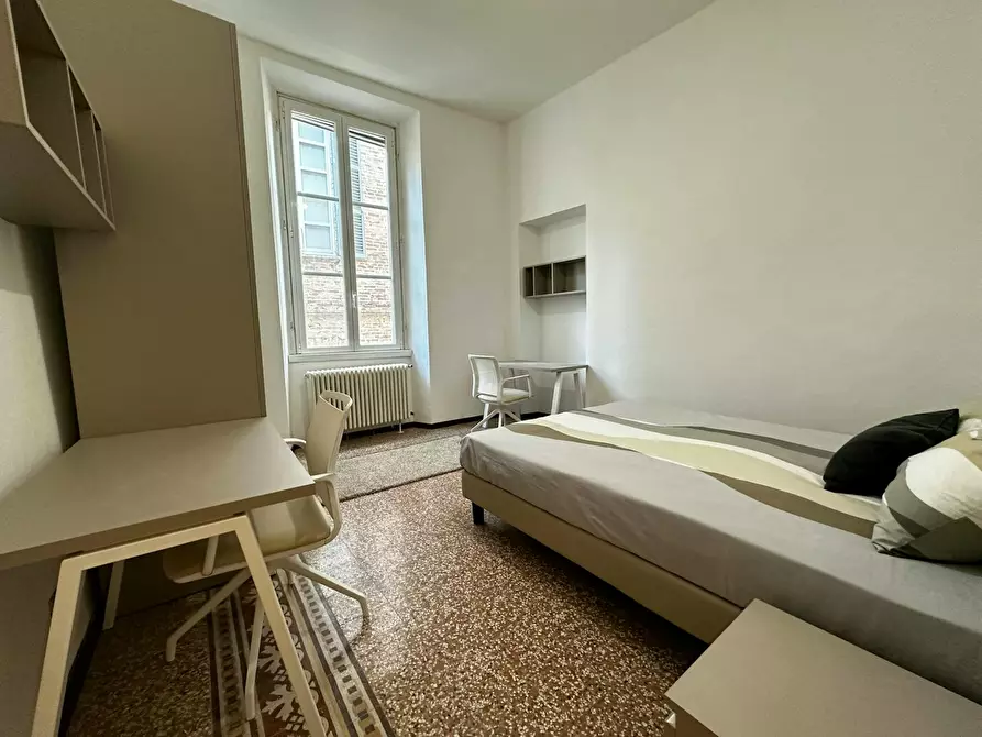 Immagine 2 di Camera in affitto  in Via Cardano a Pavia