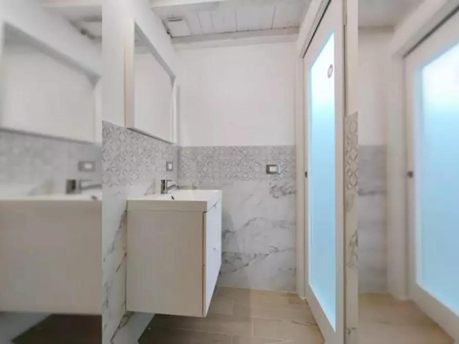 Immagine 8 di Casa indipendente in affitto  in Via Lattanzio a Milano