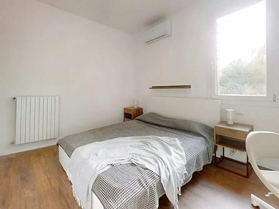 Immagine 5 di Camera in affitto  in Via Giambellino a Padova