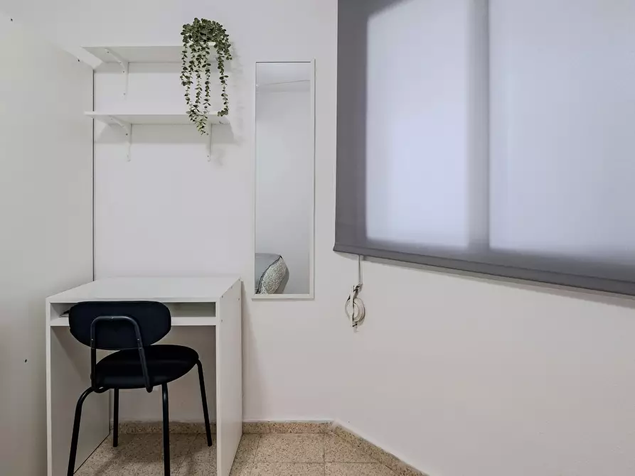 Immagine 10 di Camera in affitto  in Plaza Joaquín María López a Alicante/Alacant