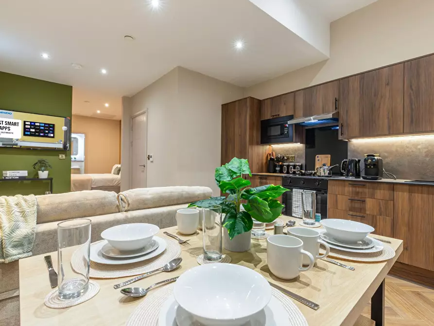 Immagine 1 di Appartamento in affitto  in East Parade a 