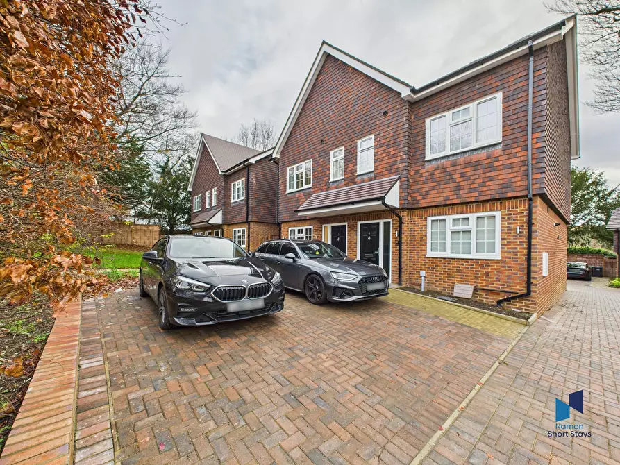 Immagine 5 di Casa indipendente in affitto  in Purley Downs Road a Croydon