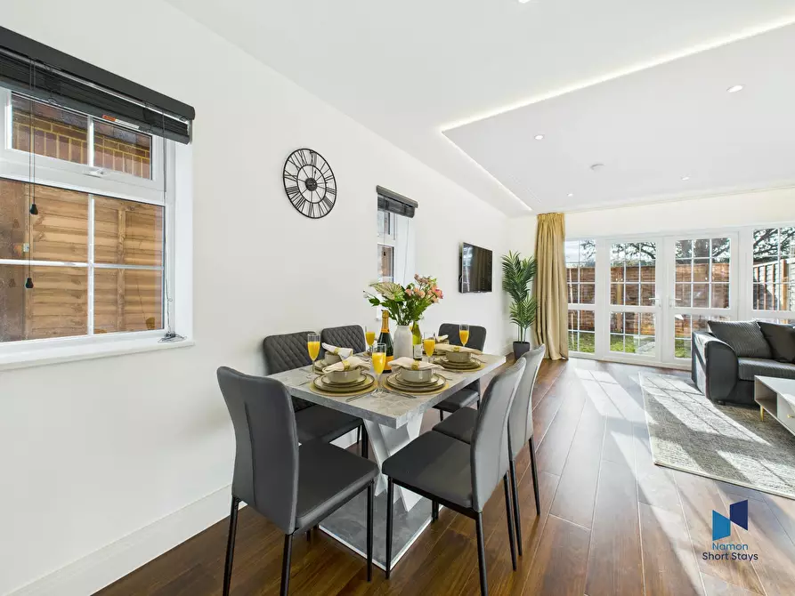 Immagine 10 di Casa indipendente in affitto  in Purley Downs Road a Croydon