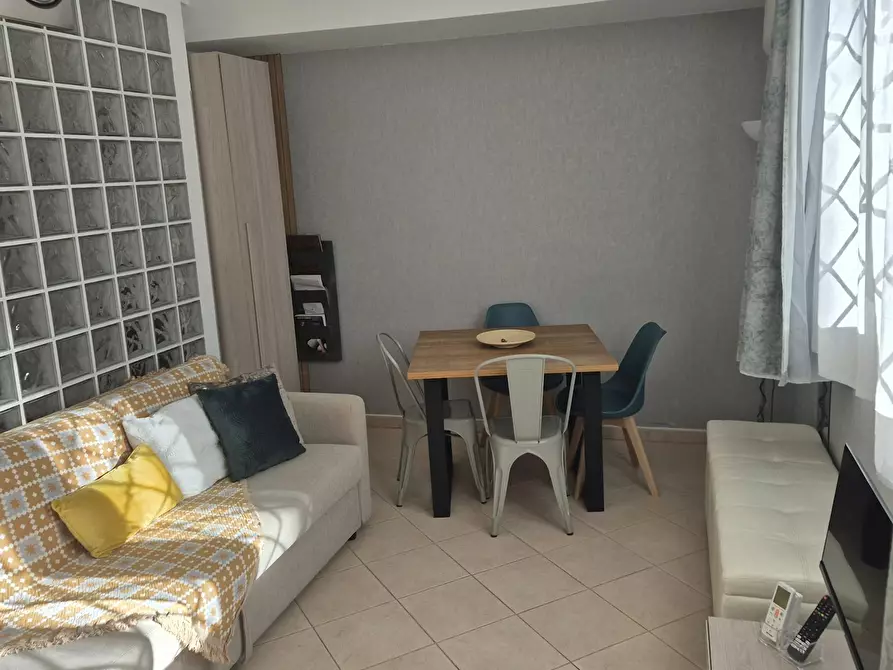 Immagine 10 di Appartamento in affitto  in Via della Pisana a Roma