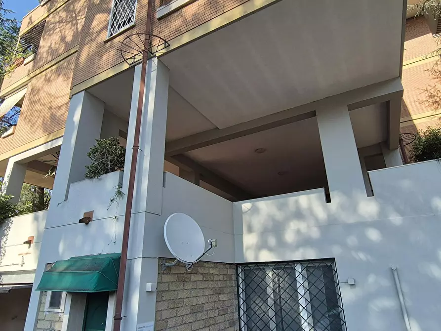 Immagine 9 di Appartamento in affitto  in Via della Pisana a Roma