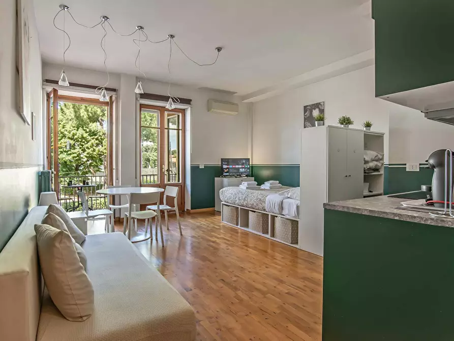 Immagine 1 di Appartamento in affitto  in Viale Francesco Redi a Firenze