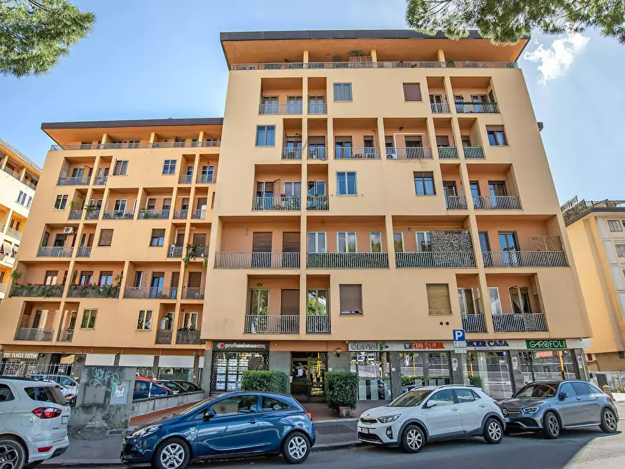 Immagine 4 di Appartamento in affitto  in Viale Francesco Redi a Firenze