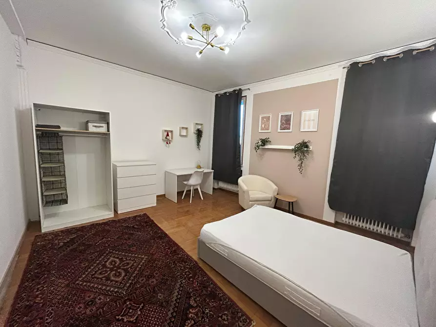 Immagine 6 di Camera in affitto  in Via San Tomaso a Padova