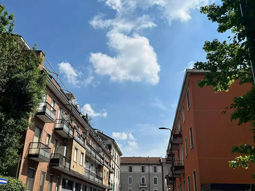 Immagine 1 di Camera in affitto  in Via Privata Ebro a Milano