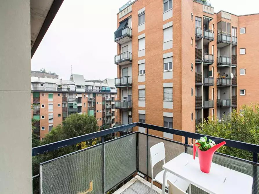 Immagine 8 di Camera in affitto  in Via dei Mandorli a Buccinasco