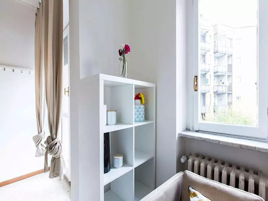 Immagine 6 di Camera in affitto  in Via dei Mandorli a Buccinasco