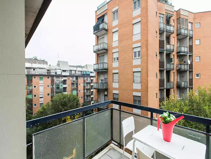 Immagine 8 di Camera in affitto  in Via dei Mandorli a Buccinasco