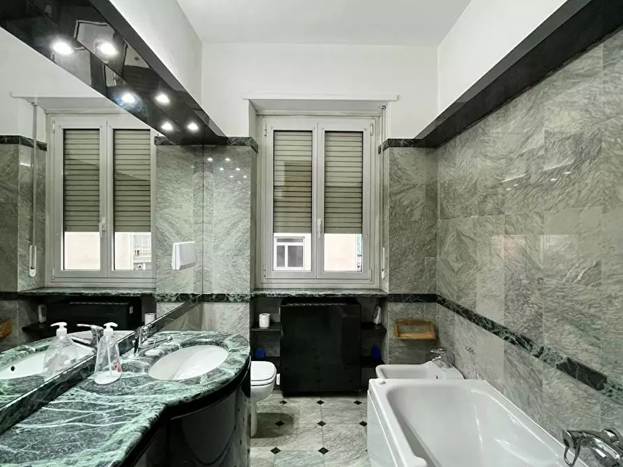 Immagine 6 di Camera in affitto  in Via San Marino a Torino