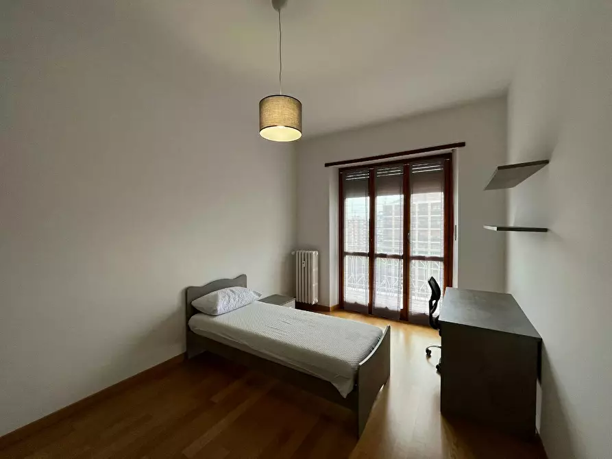 Immagine 3 di Camera in affitto  in Via Buenos Aires a Torino