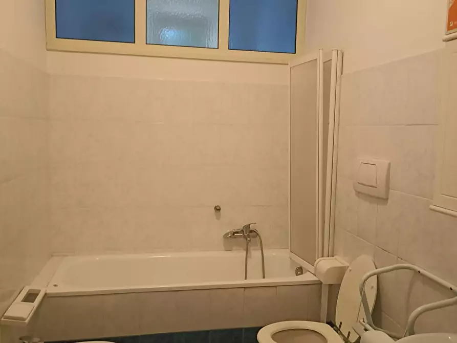 Immagine 9 di Camera in affitto  in Via Agrigento a Roma