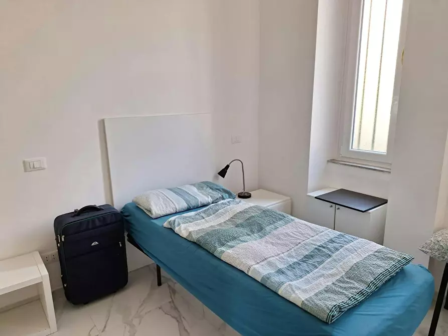 Immagine 2 di Camera in affitto  in Via Agrigento a Roma