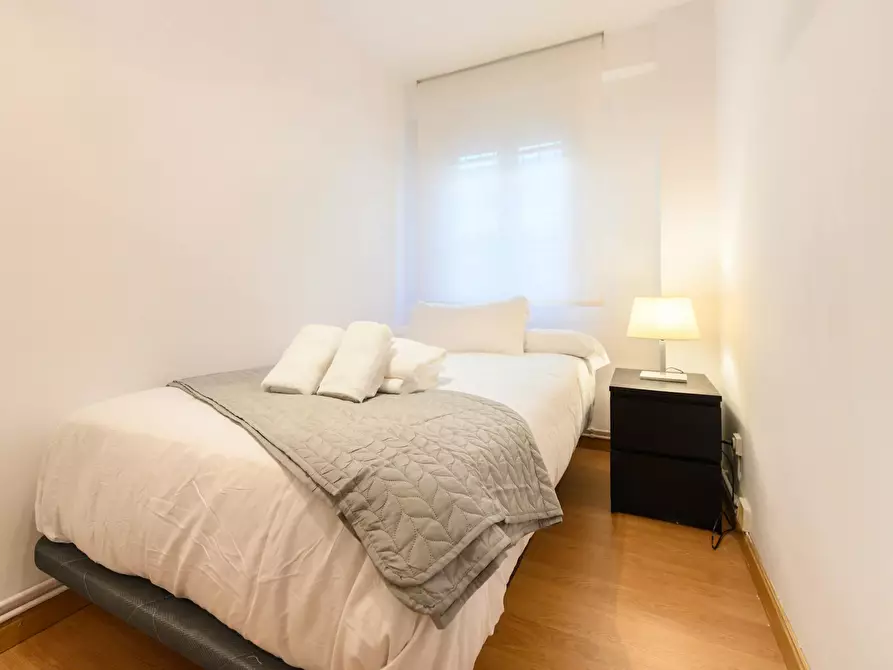 Immagine 5 di Appartamento in affitto  in Calle de Benidorm a Madrid