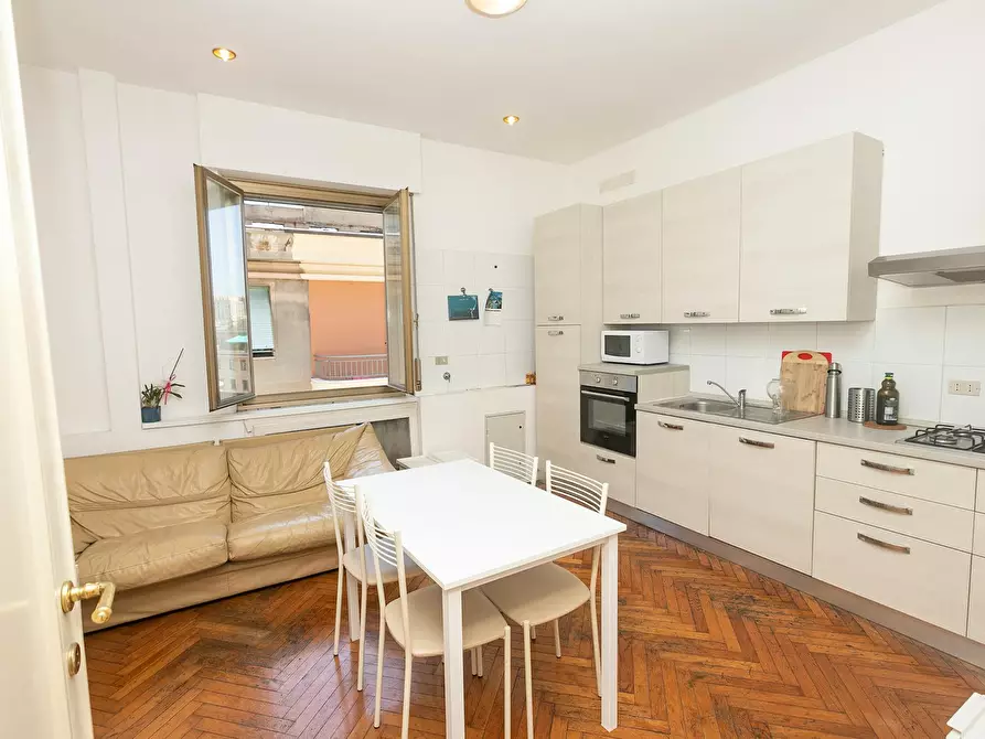 Immagine 10 di Camera in affitto  in Viale Brigata Bisagno a Genova