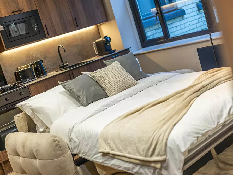 Immagine 10 di Appartamento in affitto  in East Parade a 