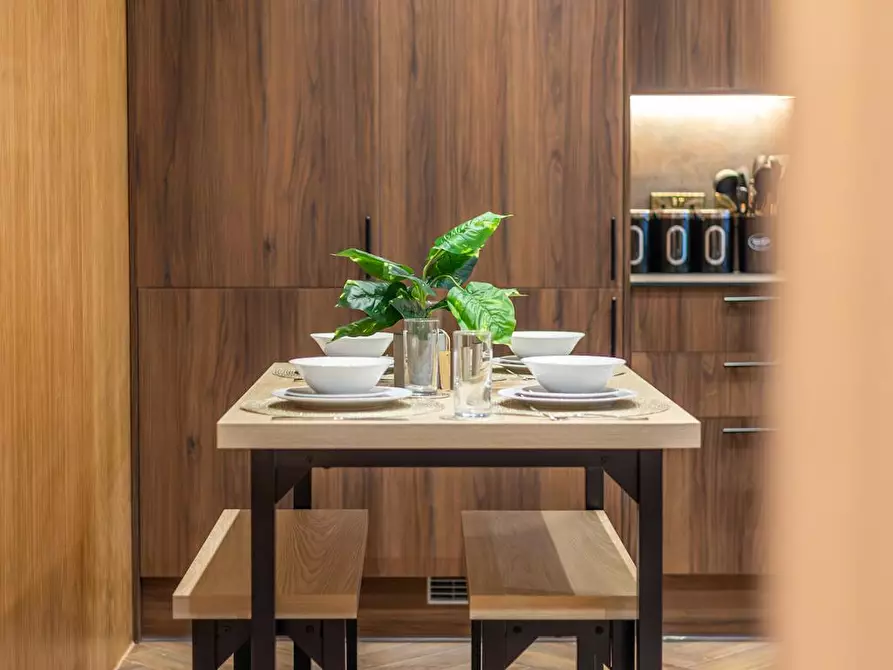 Immagine 2 di Appartamento in affitto  in East Parade a 