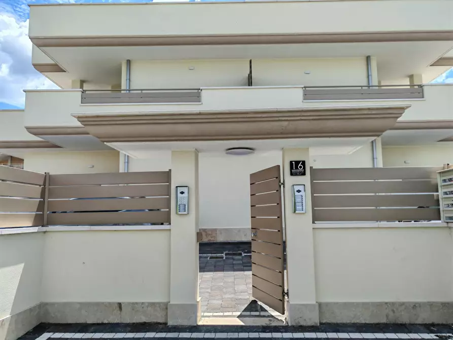 Immagine 7 di Appartamento in affitto  in Via Gioacchino Loreti a Roma