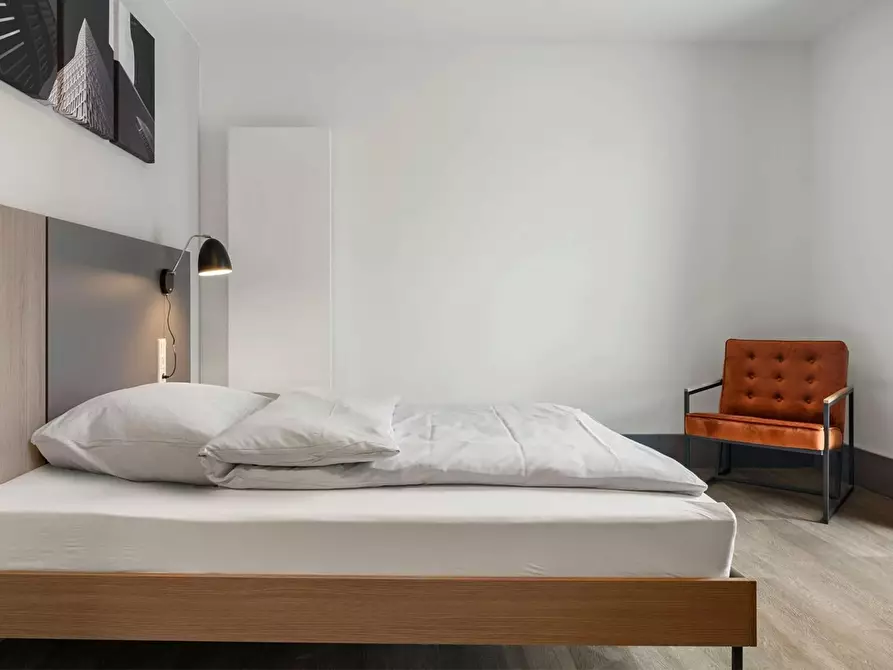 Immagine 2 di Appartamento in affitto  in Borsigallee a Frankfurt am Main